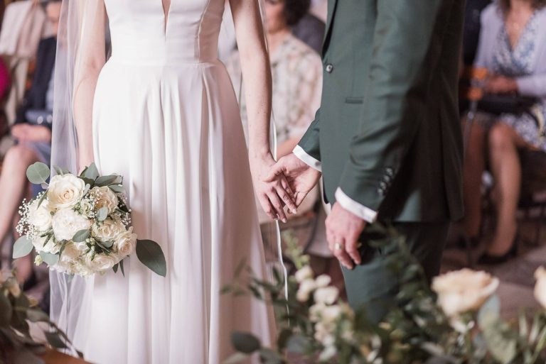 213 nastjaluka poroka